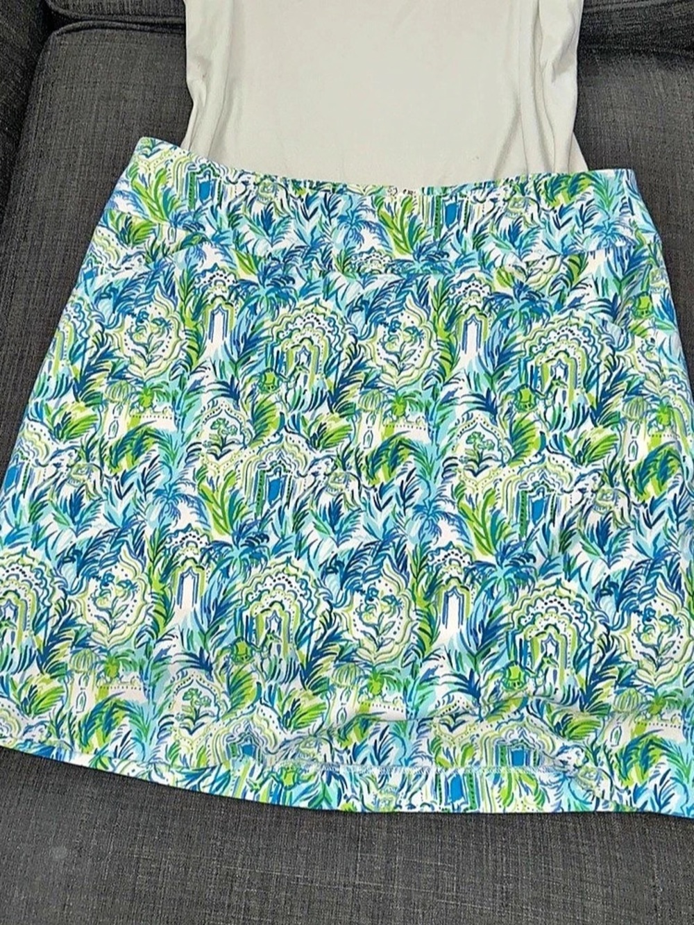Lilly Pulitzer Blue and Green Skirt Size 8 Like New